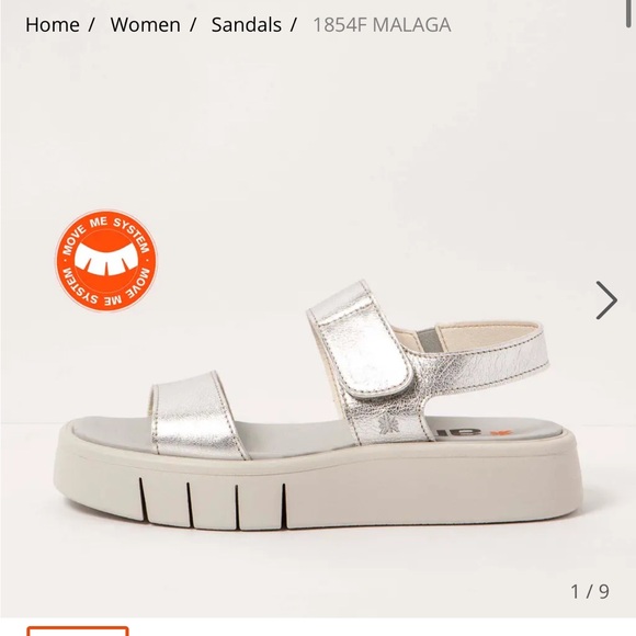 Never been worn, metallic silver platform sandals - Picture 7 of 7